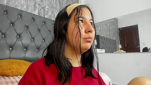 Lia sarahi online show from 02/13/26, 02:46