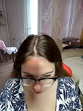 Snapshot of DienkaGreen chatting on 12/07/24, 04:09 DienkaGreen online show from 12/07/24, 04:09