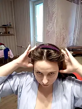 Snapshot of DienkaGreen chatting on 12/23/24, 09:16 DienkaGreen online show from 12/23/24, 09:16