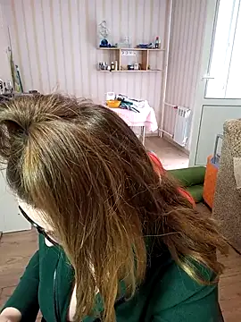 Snapshot of DienkaGreen chatting on 03/01/25, 10:13 DienkaGreen online show from 03/01/25, 10:13