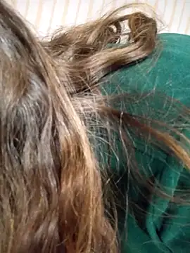 Snapshot of DienkaGreen chatting on 03/01/25, 01:18 DienkaGreen online show from 03/01/25, 01:18