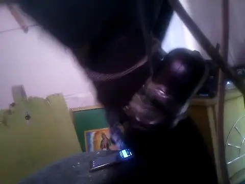 Wero4200 online show from 10/15/25, 05:46