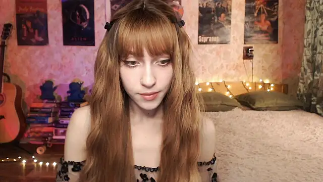 Snapshot of Friendly_Ellie chatting on 12/04/24, 11:46 Friendly Ellie online show from 12/04/24, 11:46