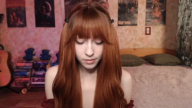 Snapshot of Friendly_Ellie chatting on 09/25/25, 11:08 Friendly Ellie online show from 09/25/25, 11:08