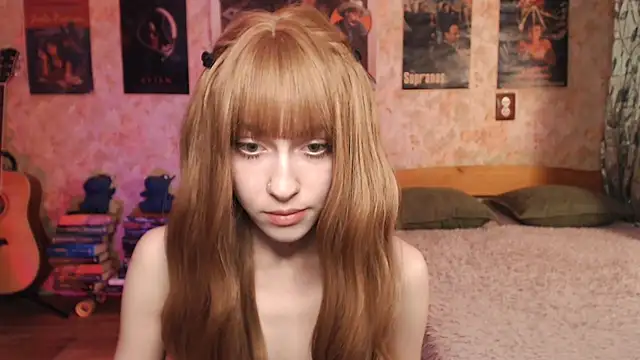 Snapshot of Friendly_Ellie chatting on 11/24/25, 11:15 Friendly Ellie online show from 11/24/25, 11:15