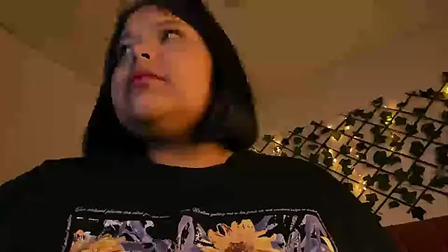 sexychubby    online show from 02/23/25, 10:49