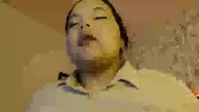 sexychubby    online show from 10/03/25, 07:44