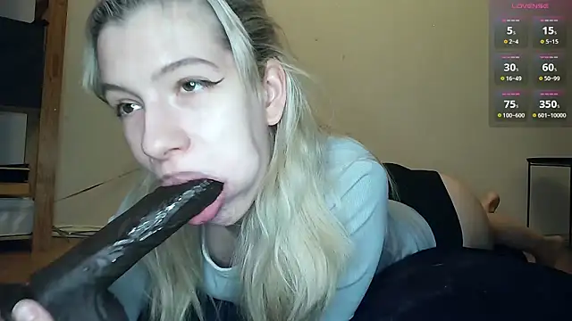 Snapshot of cruellagoth666 chatting on 04/01/26, 01:41 cruellagoth666 online show from 04/01/26, 01:41