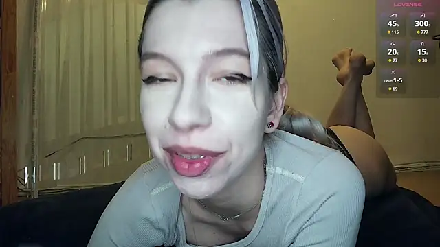 Snapshot of cruellagoth666 chatting on 06/17/26, 12:13 cruellagoth666 online show from 06/17/26, 12:13