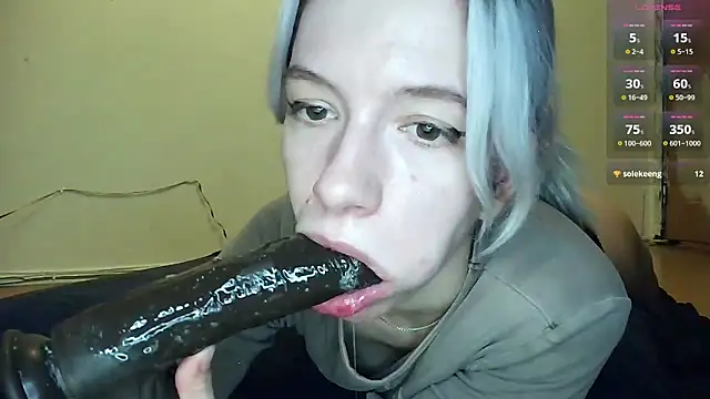 Snapshot of cruellagoth666 chatting on 08/03/26, 12:09 cruellagoth666 online show from 08/03/26, 12:09