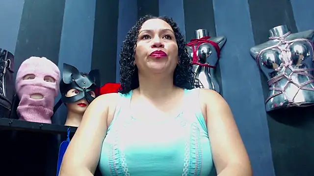 Snapshot of ADELHEY_RAN chatting on 12/12/24, 01:06 ADELHEY RAN online show from 12/12/24, 01:06