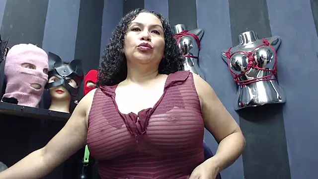 Snapshot of ADELHEY_RAN chatting on 12/18/24, 03:44 ADELHEY RAN online show from 12/18/24, 03:44