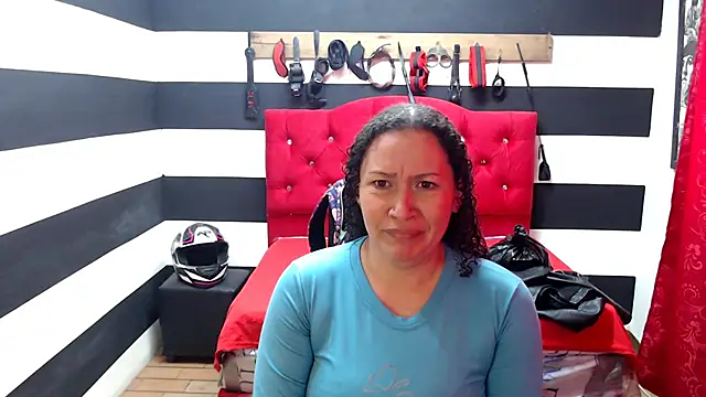 Snapshot of ADELHEY_RAN chatting on 01/08/25, 01:09 ADELHEY RAN online show from 01/08/25, 01:09