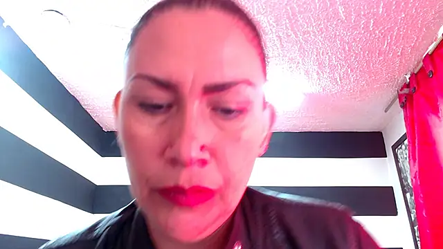 Snapshot of ADELHEY_RAN chatting on 01/13/25, 06:59 ADELHEY RAN online show from 01/13/25, 06:59