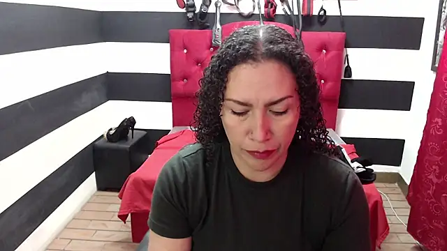 Snapshot of ADELHEY_RAN chatting on 02/06/25, 12:59 ADELHEY RAN online show from 02/06/25, 12:59