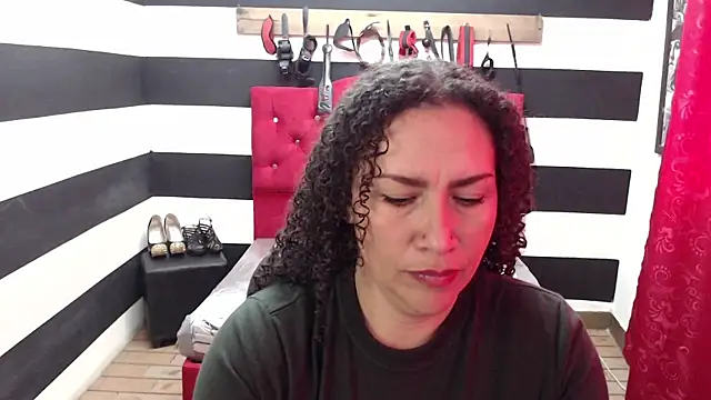 Snapshot of ADELHEY_RAN chatting on 02/06/25, 07:07 ADELHEY RAN online show from 02/06/25, 07:07