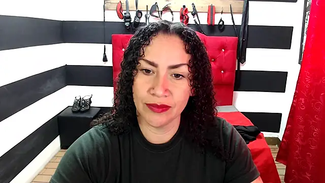 Snapshot of ADELHEY_RAN chatting on 02/18/25, 12:49 ADELHEY RAN online show from 02/18/25, 12:49