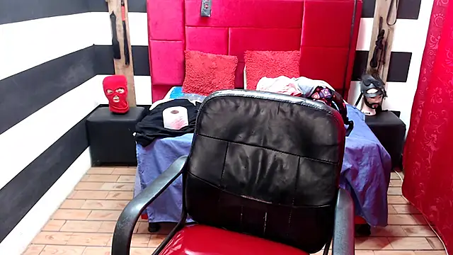 Snapshot of ADELHEY_RAN chatting on 03/19/25, 03:19 ADELHEY RAN online show from 03/19/25, 03:19