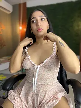 Snapshot of Amandanauty chatting on 03/12/26, 06:41 Amandanauty online show from 03/12/26, 06:41