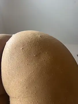 Snapshot of Amandanauty chatting on 03/26/26, 05:46 Amandanauty online show from 03/26/26, 05:46