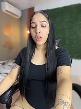 Snapshot of Amandanauty chatting on 04/04/26, 05:16 Amandanauty online show from 04/04/26, 05:16