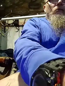 Kevinmc1d online show from 10/19/25, 06:30