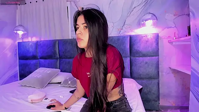 Snapshot of IvySanders1 chatting on 01/30/25, 03:11 IvySanders1 online show from 01/30/25, 03:11