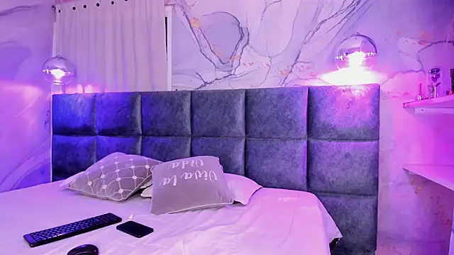 Snapshot of IvySanders1 chatting on 02/02/25, 03:10 IvySanders1 online show from 02/02/25, 03:10