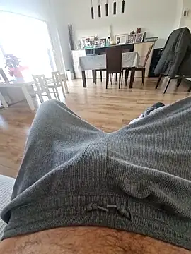 Snapshot of 987654Alf chatting on 01/16/25, 02:41 987654Alf online show from 01/16/25, 02:41