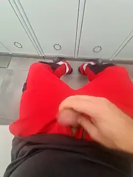 Snapshot of 987654Alf chatting on 01/27/25, 10:16 987654Alf online show from 01/27/25, 10:16