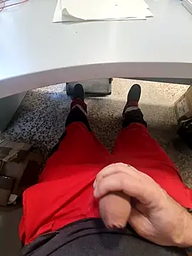 Snapshot of 987654Alf chatting on 02/18/25, 03:54 987654Alf online show from 02/18/25, 03:54