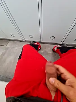 Snapshot of 987654Alf chatting on 09/25/25, 07:23 987654Alf online show from 09/25/25, 07:23