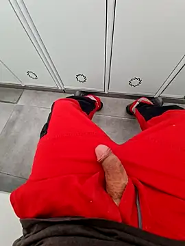 Snapshot of 987654Alf chatting on 12/04/25, 10:35 987654Alf online show from 12/04/25, 10:35