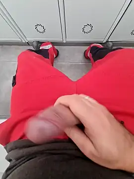 Snapshot of 987654Alf chatting on 12/19/25, 11:06 987654Alf online show from 12/19/25, 11:06