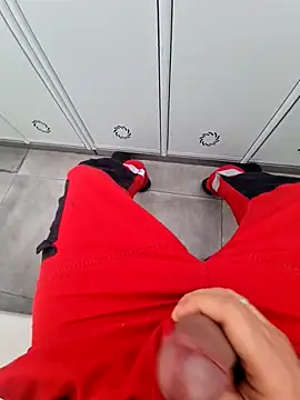 Snapshot of 987654Alf chatting on 01/07/26, 10:07 987654Alf online show from 01/07/26, 10:07