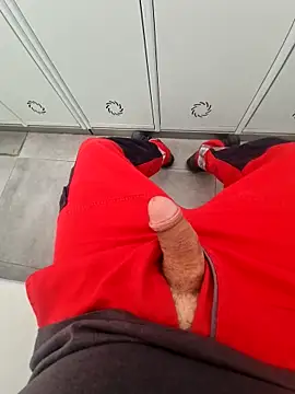 Snapshot of 987654Alf chatting on 02/18/26, 11:06 987654Alf online show from 02/18/26, 11:06