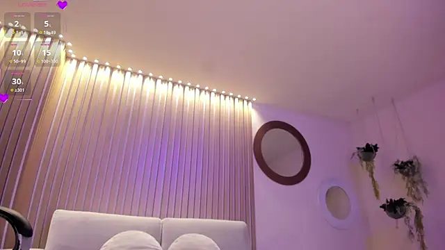 Snapshot of MarieJaneX chatting on 01/14/25, 01:38 MarieJaneX online show from 01/14/25, 01:38