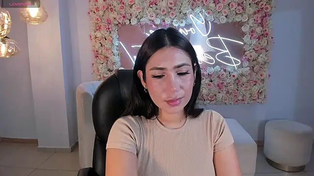 Snapshot of MarieJaneX chatting on 01/29/25, 10:48 MarieJaneX online show from 01/29/25, 10:48