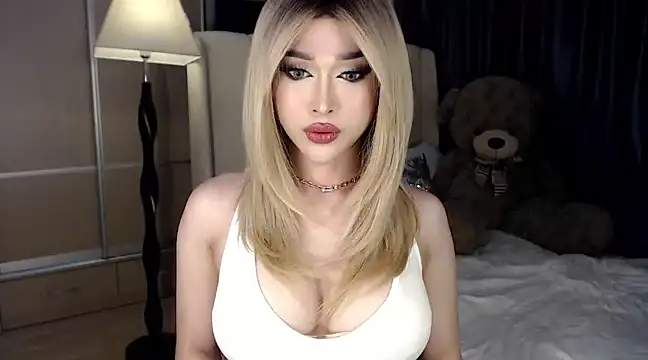 Snapshot of KeenMazikeen69 chatting on 01/15/25, 08:05 KeenMazikeen69 online show from 01/15/25, 08:05