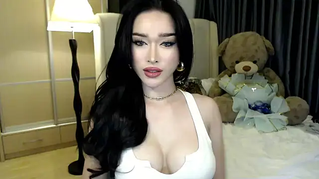 Snapshot of KeenMazikeen69 chatting on 09/27/25, 03:28 KeenMazikeen69 online show from 09/27/25, 03:28