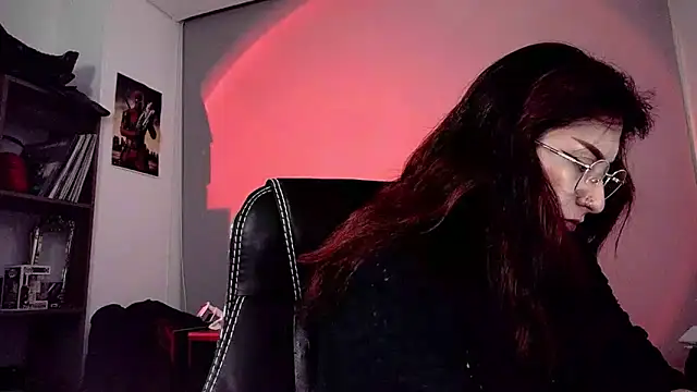 Scarlett Sen online show from 11/07/25, 01:00