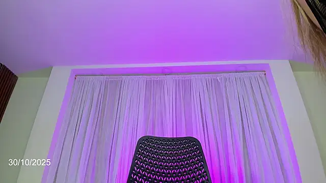 Snapshot of jaddyk_ chatting on 10/30/25, 09:48 jaddyk  online show from 10/30/25, 09:48