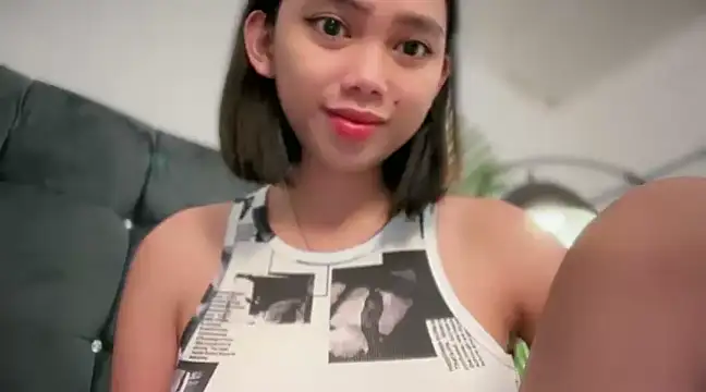 Snapshot of GenesisCastillano chatting on 03/14/25, 05:02 GenesisCastillano online show from 03/14/25, 05:02