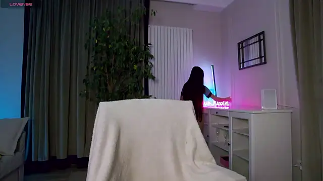 Snapshot of Your_Nicolett chatting on 12/04/24, 03:04 Your Nicolett online show from 12/04/24, 03:04