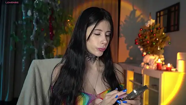 Snapshot of Your_Nicolett chatting on 01/03/25, 05:17 Your Nicolett online show from 01/03/25, 05:17