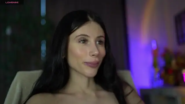 Snapshot of Your_Nicolett chatting on 01/15/25, 07:26 Your Nicolett online show from 01/15/25, 07:26