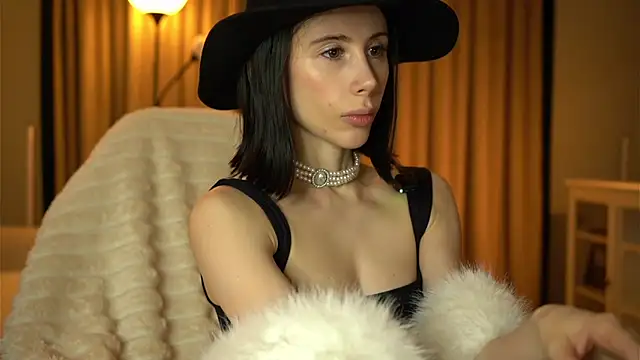 Snapshot of Your_Nicolett chatting on 03/12/26, 03:34 Your Nicolett online show from 03/12/26, 03:34