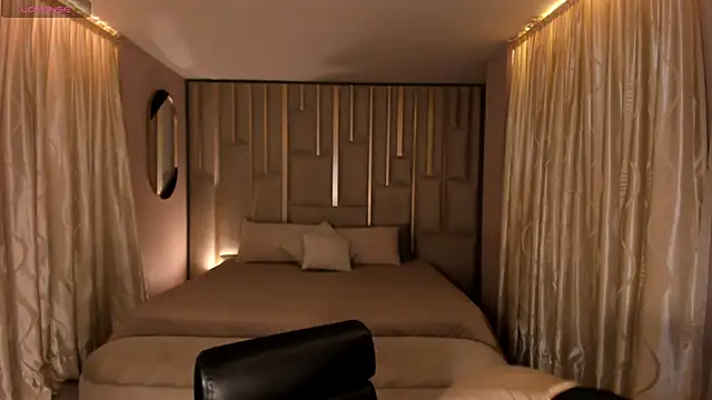 Snapshot of NickyLawson chatting on 11/14/25, 09:24 NickyLawson online show from 11/14/25, 09:24