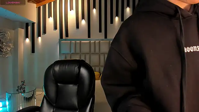 NickyLawson online show from 05/31/26, 04:20
