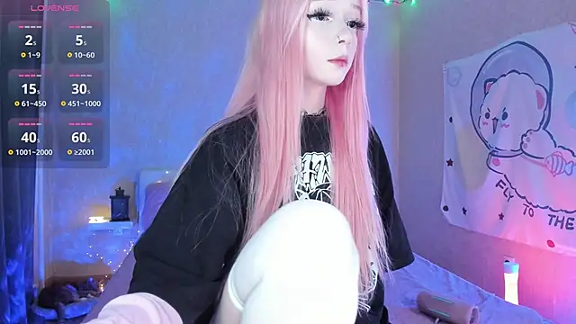 Misty Shadow online show from 10/19/25, 09:26